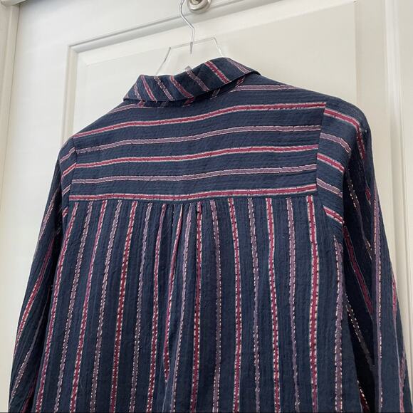 Vacate the Label Striped Surplice Button Down M - Picture 15 of 15